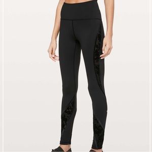 Lululemon 6 Wunder Under High-Rise Tight Flocked 28 leggings black lace floral